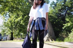 how-to-style-leggings-in-summer-to-stay-cool-and-stylish
